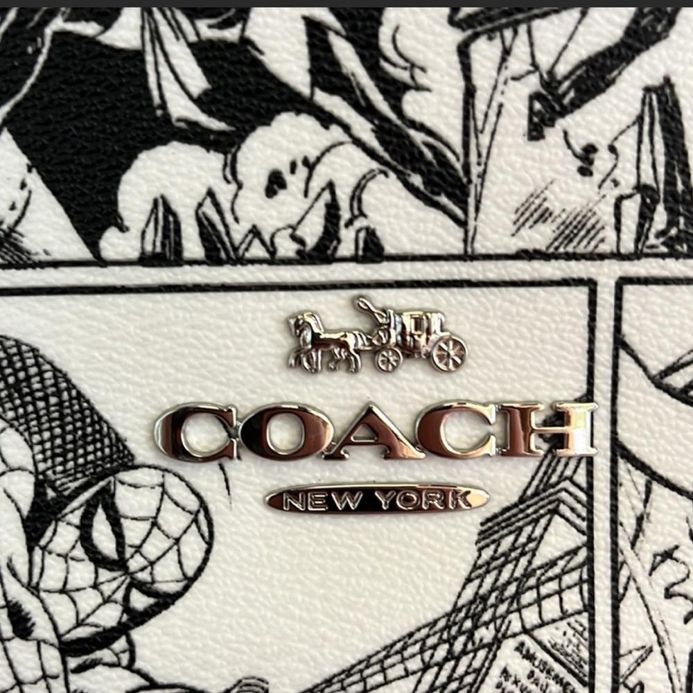 Coach X Marvel | Jes Tote With Comic Book
Print like-new large leather bag purse - Picture 4 of 11